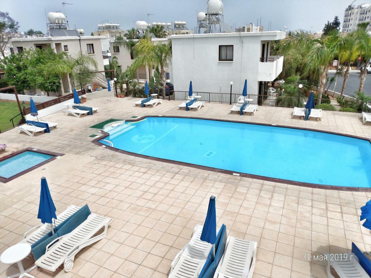 Constantaras Apartments プロタラス エクステリア 写真